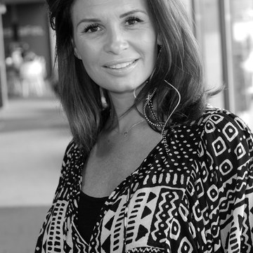 Leontine Ruiters - Playboy February 1997 Collection in emst20130822 013.jpg - hidden celebrity photo